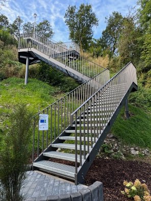 Treppenaufgang Burg Dill